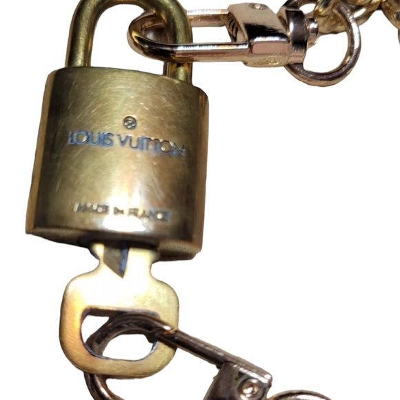 Louis Vuitton ( Lock & Key 301 ) Bracelet - Picture 2 of 2